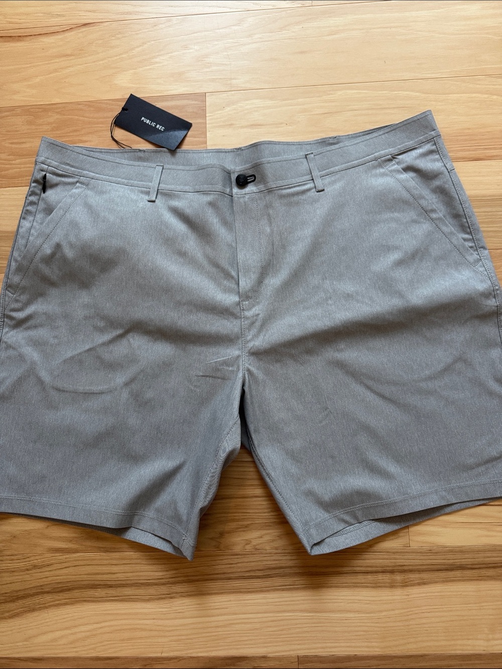 NWT Public Rec Linen-Blend Gray Flat Front Men’s Shorts, size 44